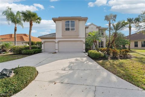 Single Family Residence in Fort Myers FL 11771 Pinewood Lakes Drive.jpg