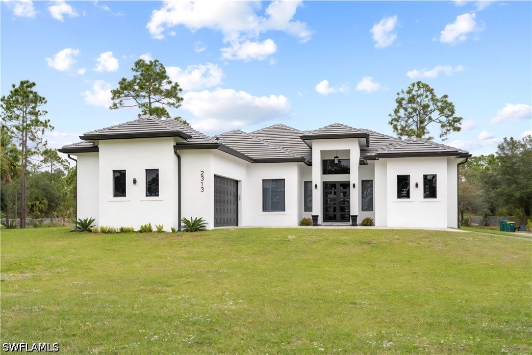 2313 6 Ave, Naples, FL 34117