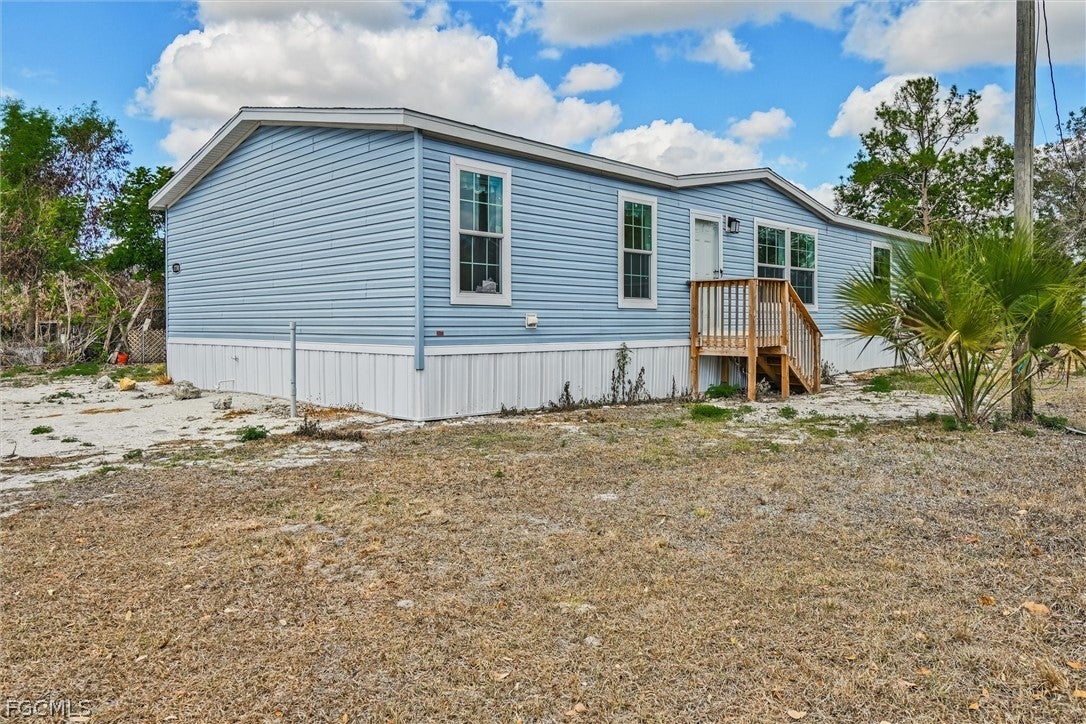 1770 Tucker Ln, North Fort Myers, FL 33917 photo