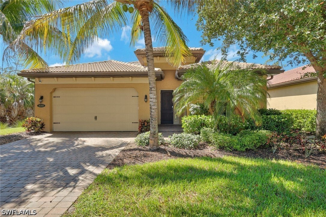16188 Aberdeen Ave, Naples, FL 34110