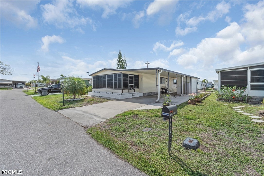 5506 Harbor Ln, North Fort Myers, FL 33917 photo