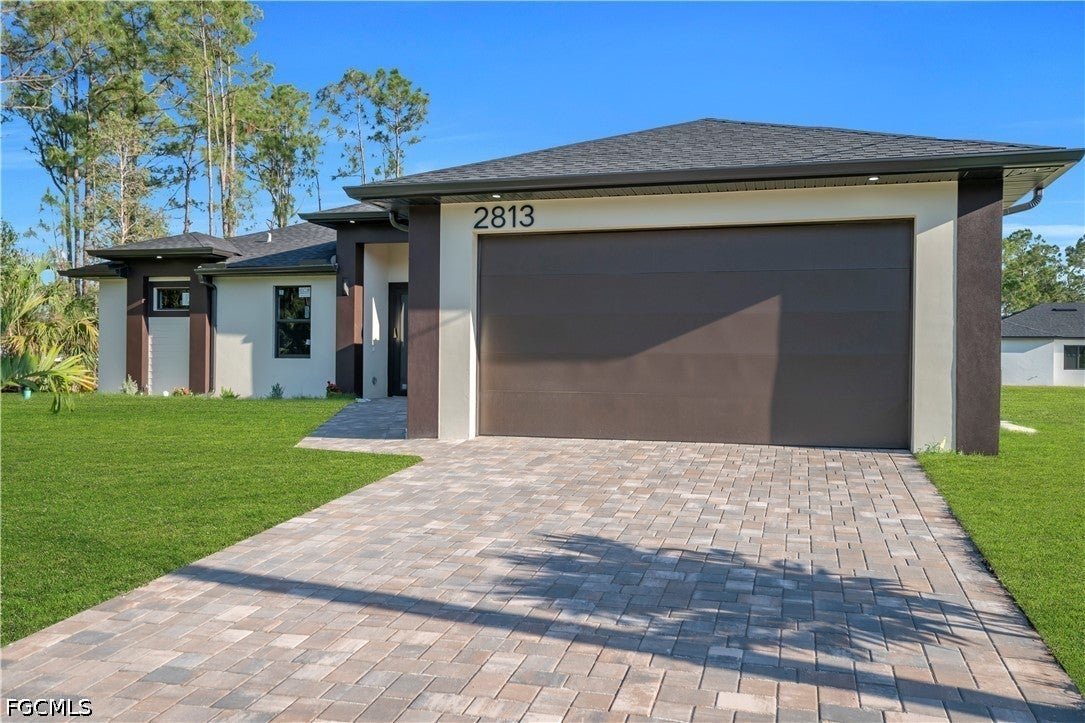2813 40 St, Lehigh Acres, FL 33971 photo