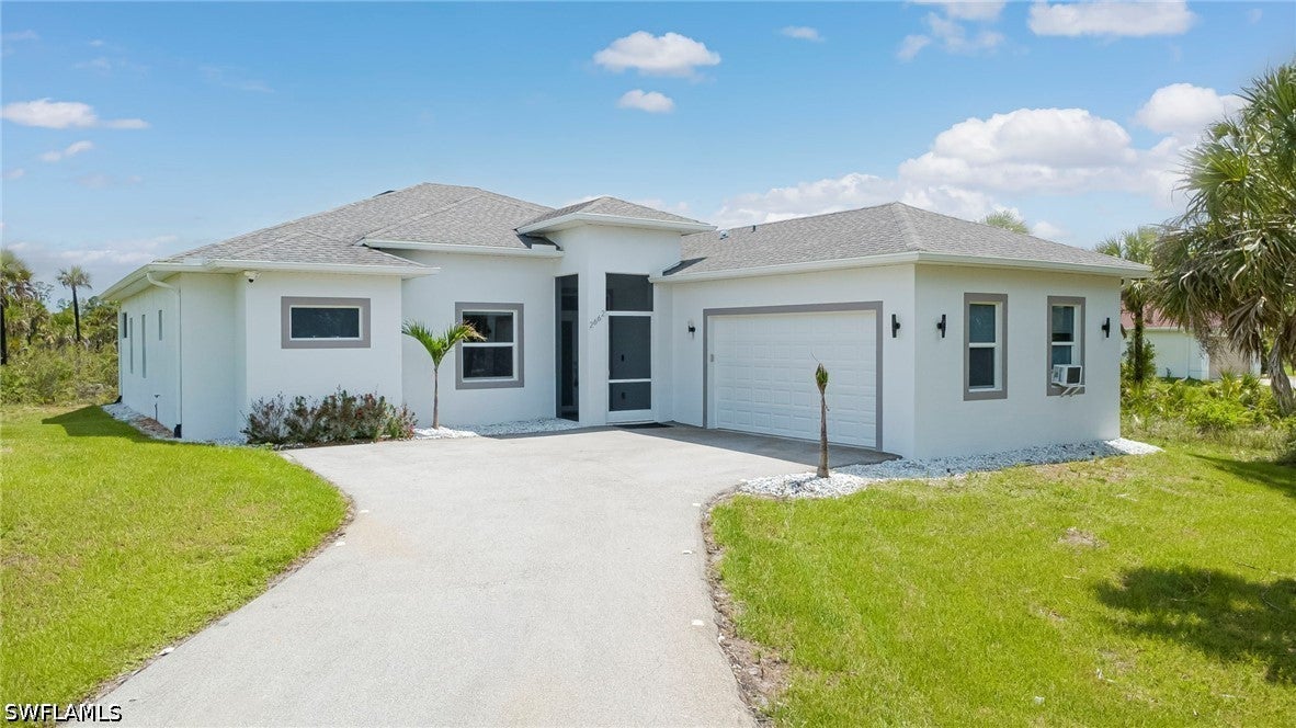 2662 36 Ave, Naples, FL 34117