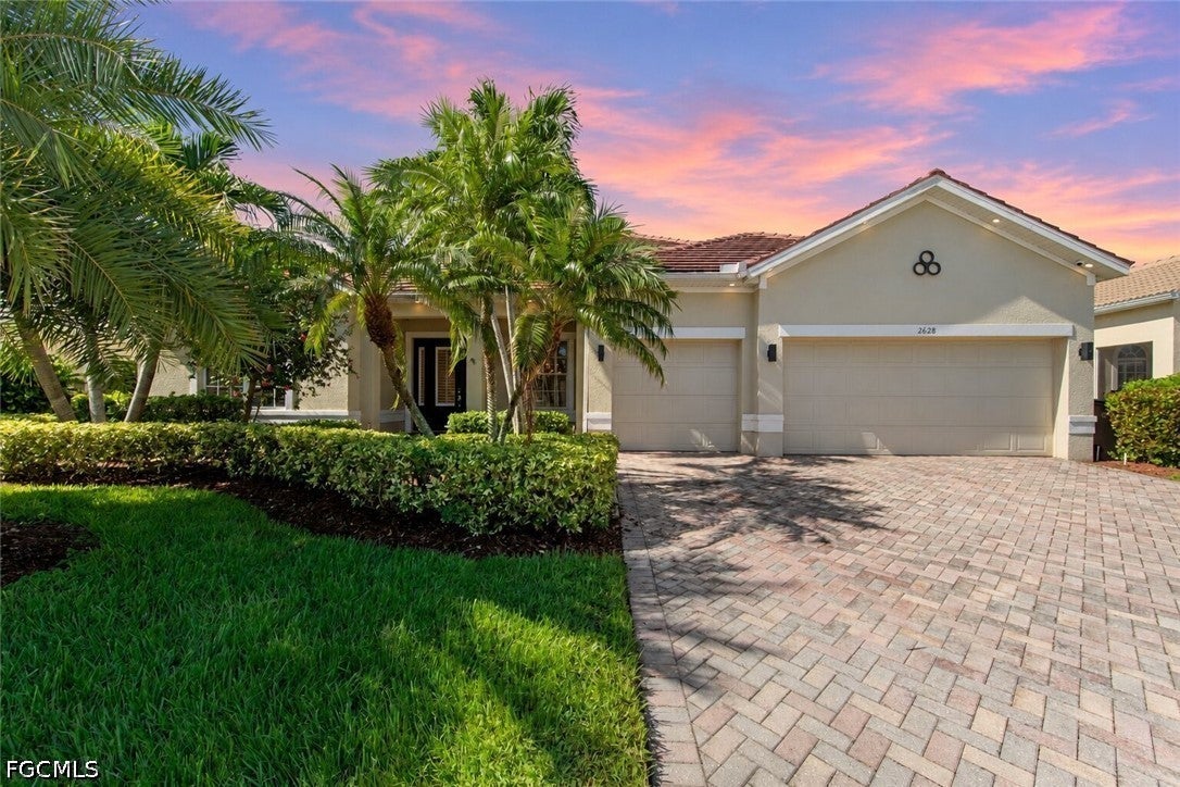 2628 Fairmont Cove Ct, Cape Coral, FL 33991 photo