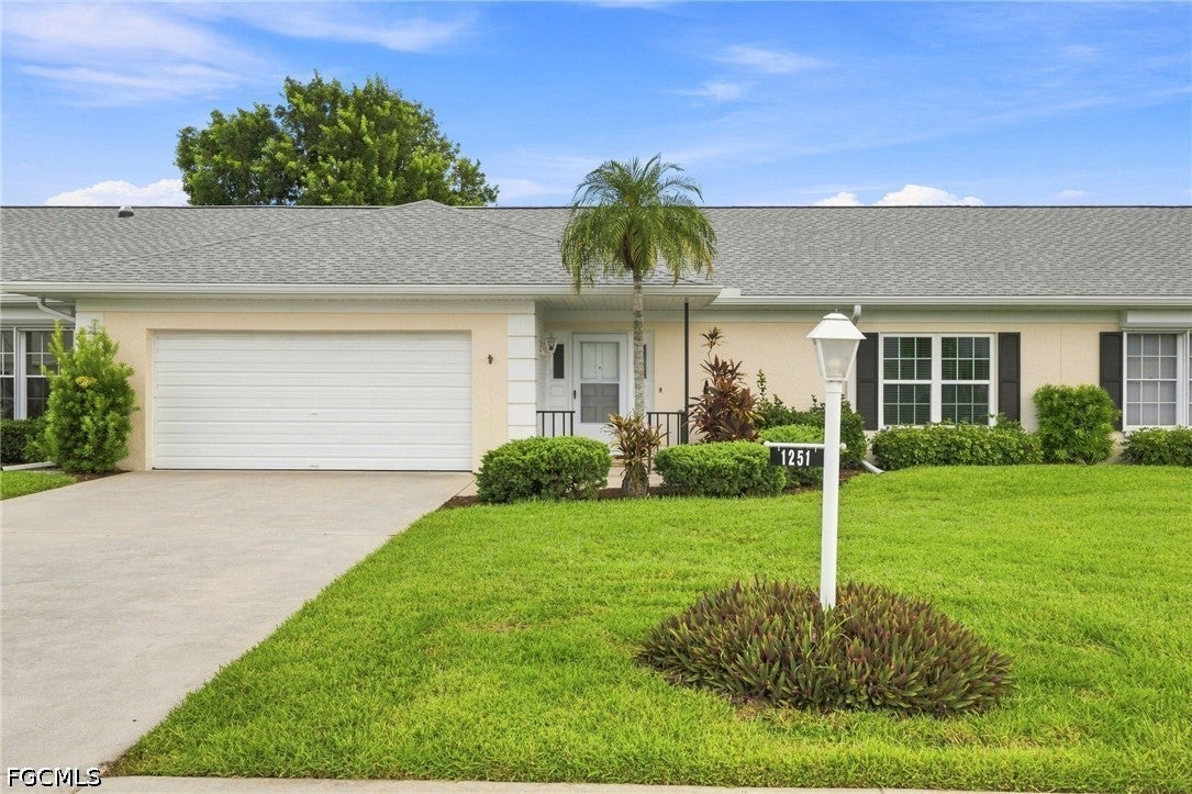 1251 Brandywine Cir, Fort Myers, FL 33919