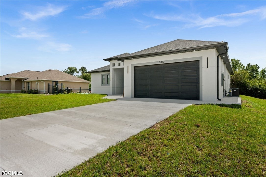 3319 30 St, Lehigh Acres, FL 33976 photo