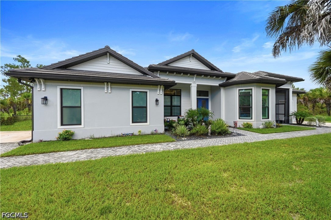 2681 26 Ave, Naples, FL 34117