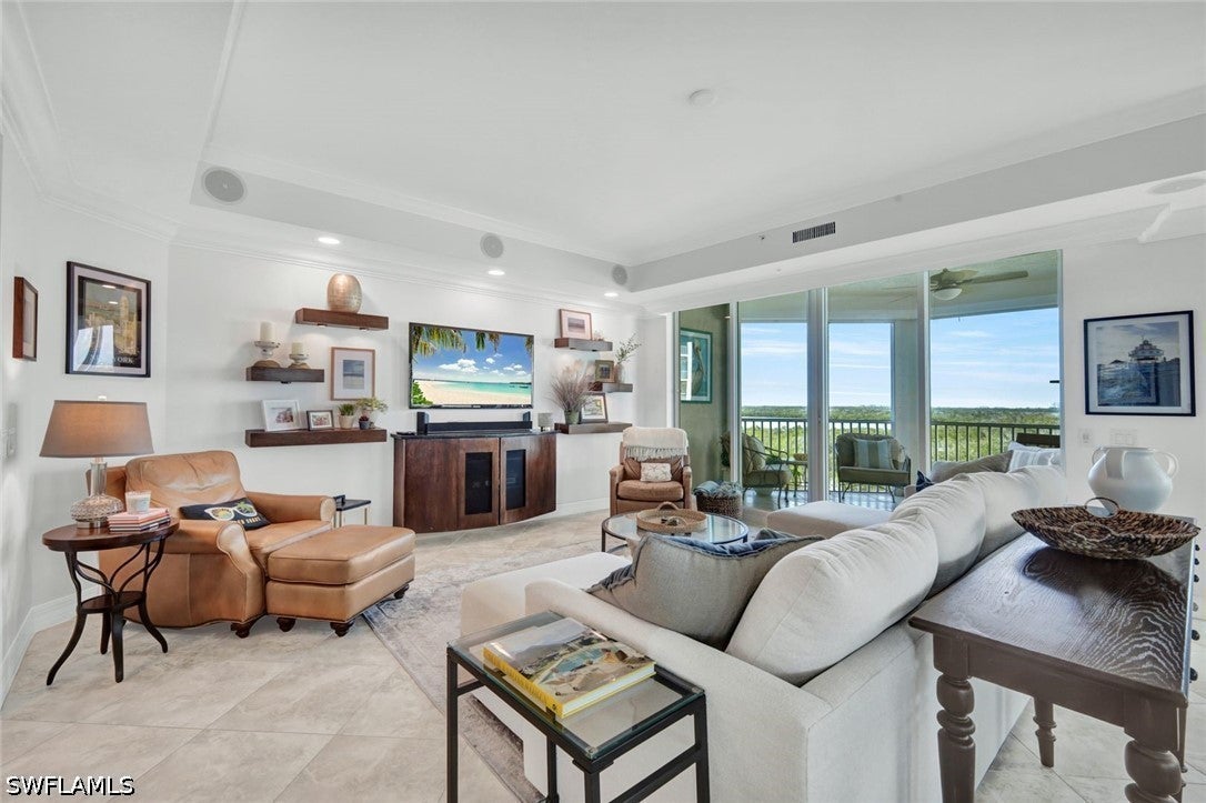 295 Grande Way #306, Naples, FL 34110 photo