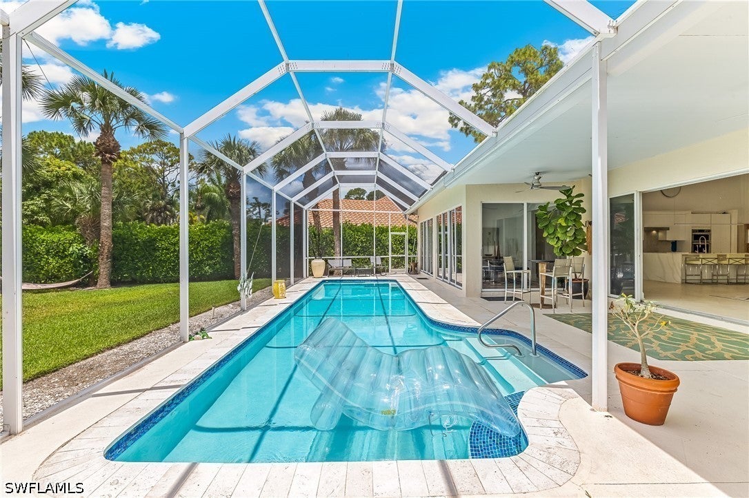 2205 Noble Ct, Naples, FL 34110