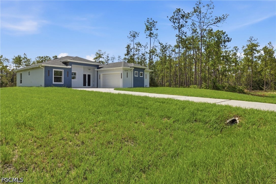 1314 Dayton Ave, Lehigh Acres, FL 33972 photo