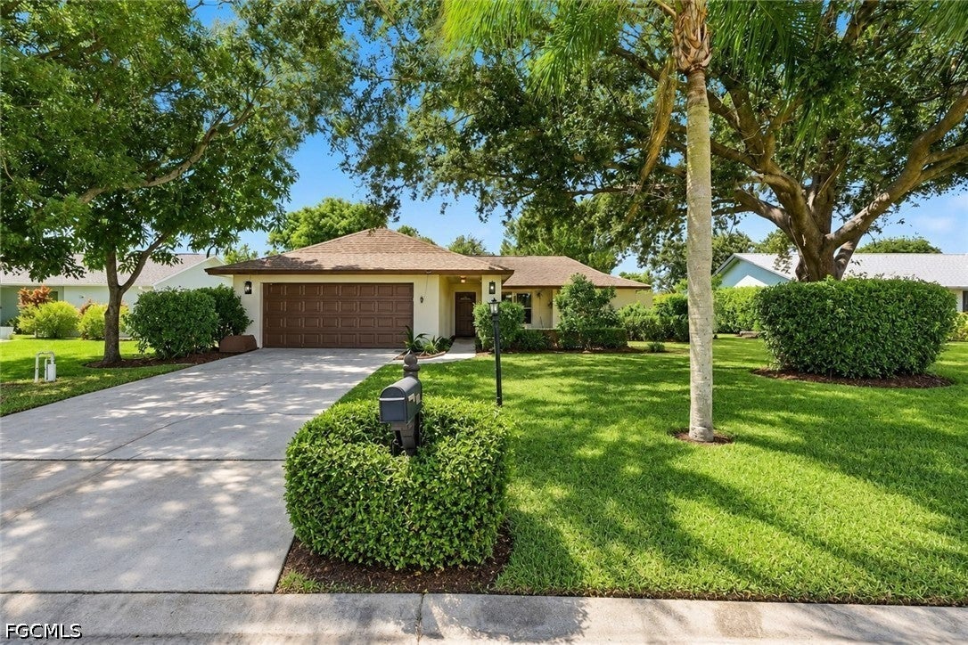 1441 Sautern Dr, Fort Myers, FL 33919 photo