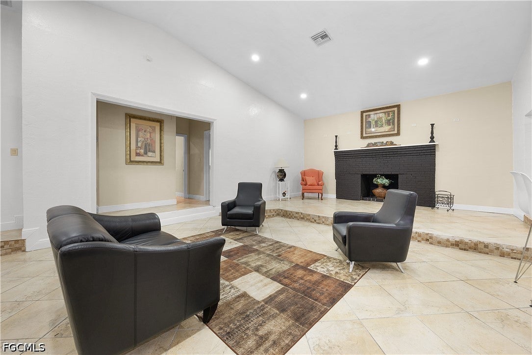 7823 Marx Dr, North Fort Myers, FL 33917 photo