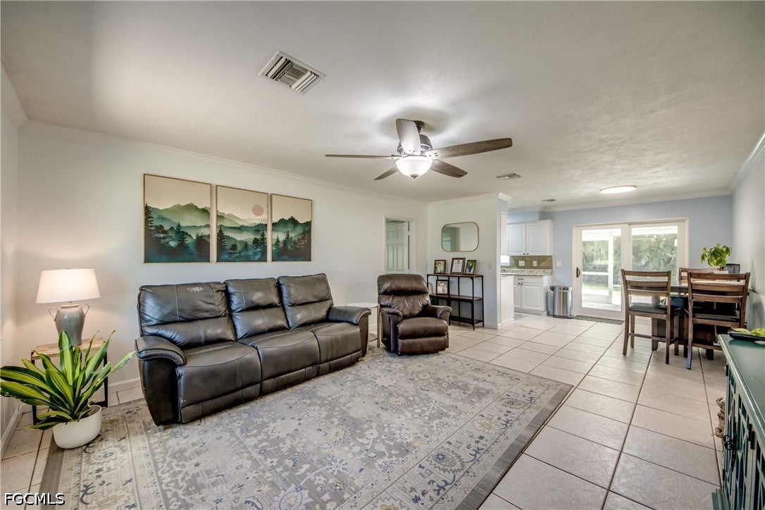 2912 Poinciana Dr, Naples, FL 34105 photo