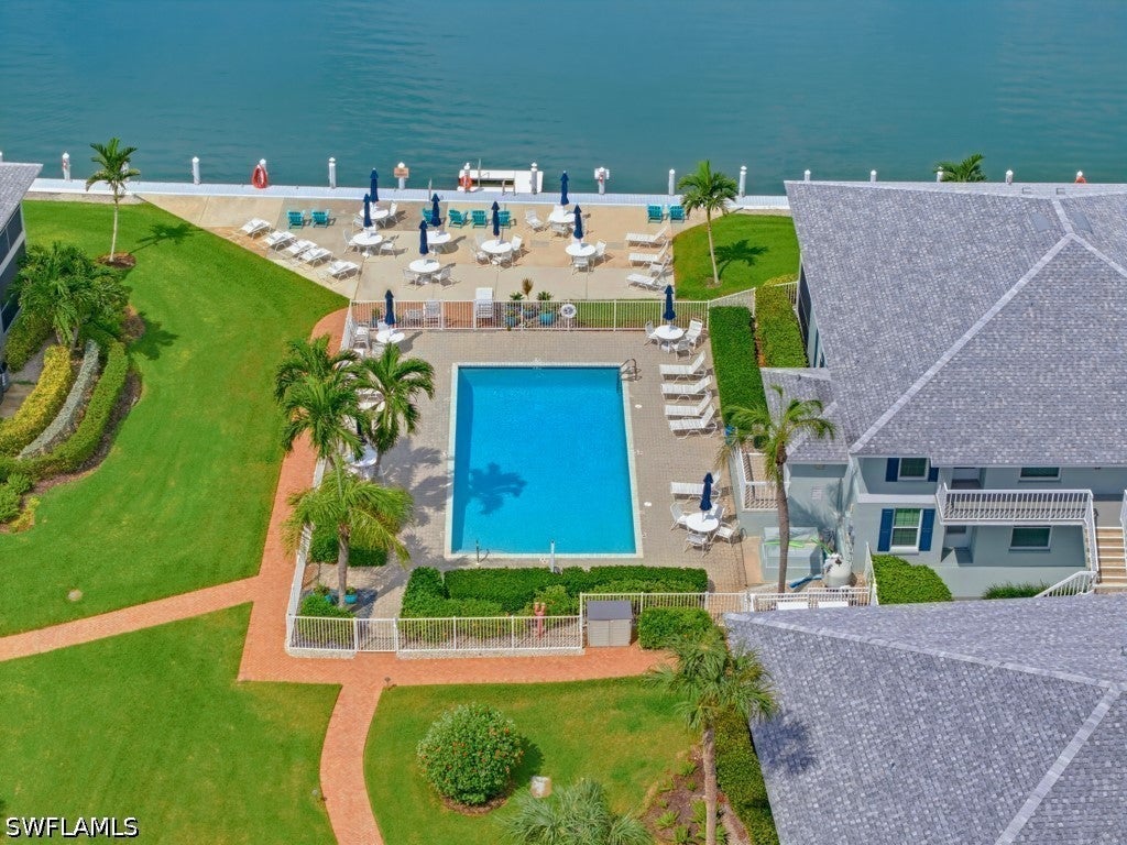 671 Elkcam Cir, Marco Island, FL 34145