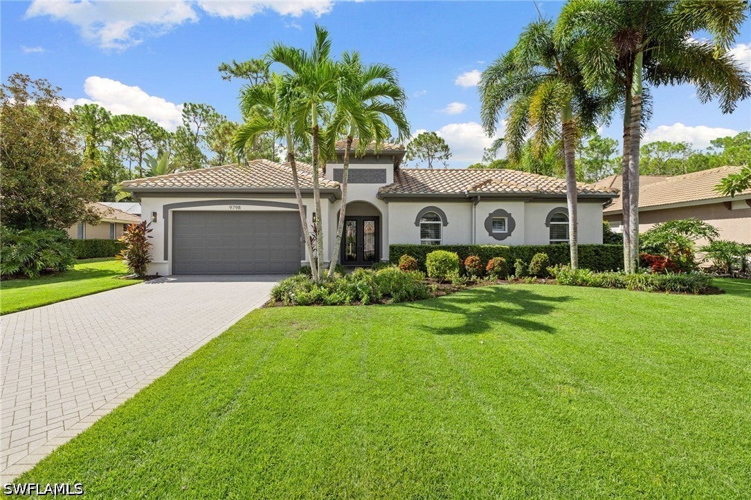 9798 Rocky Bank Dr, Naples, FL 34109