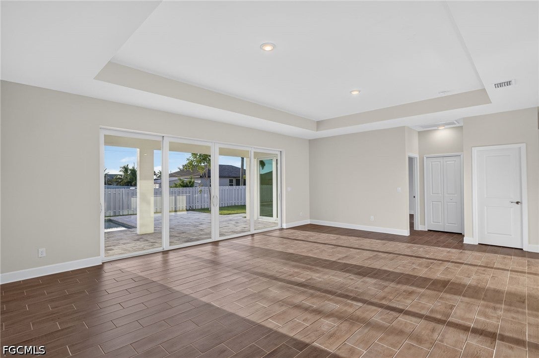 622 NW 16 Pl, Cape Coral, FL 33993 photo