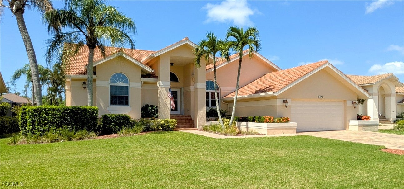 5471 Harborage Dr, Fort Myers, FL 33908 photo