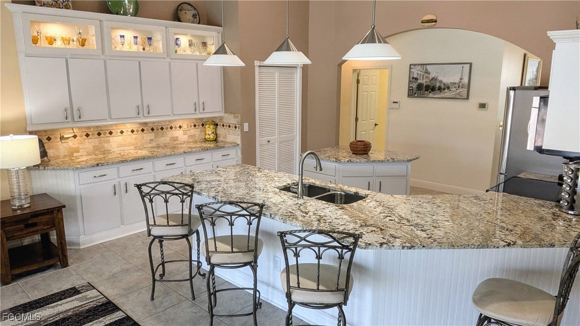 5471 Harborage Dr, Fort Myers, FL 33908 photo