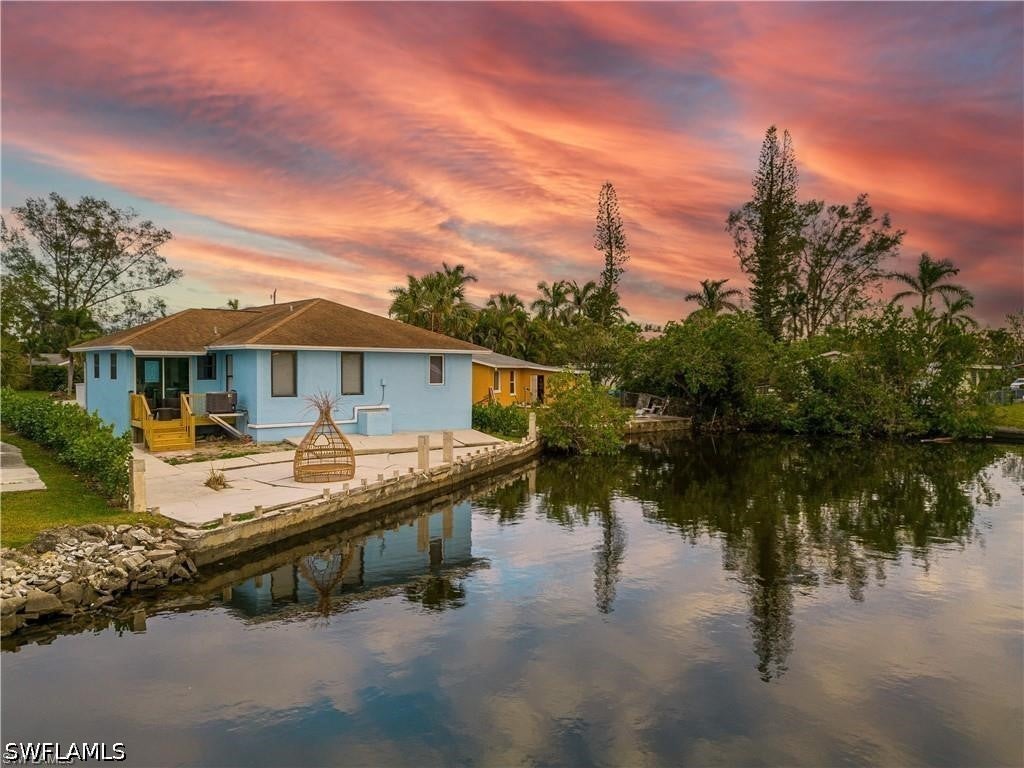 507 14 St, Naples, FL 34102