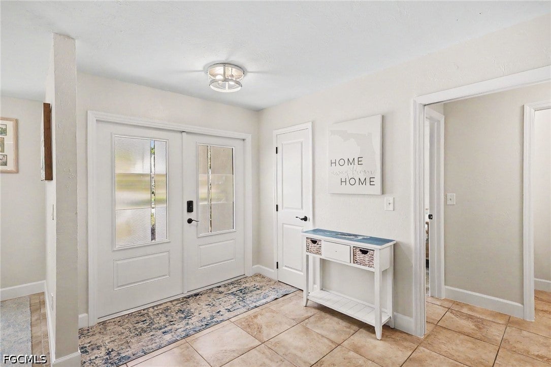 1533 SW 57 Terrace, Cape Coral, FL 33914 photo