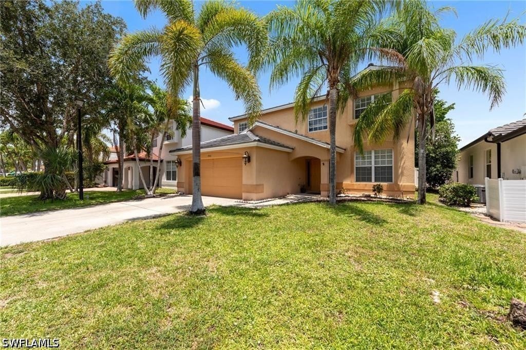 8364 Laurel Lake Blvd, Naples, FL 34119 photo