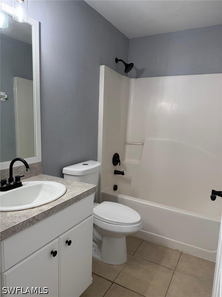 110 Gretchen Ave, Lehigh Acres, FL 33973 photo
