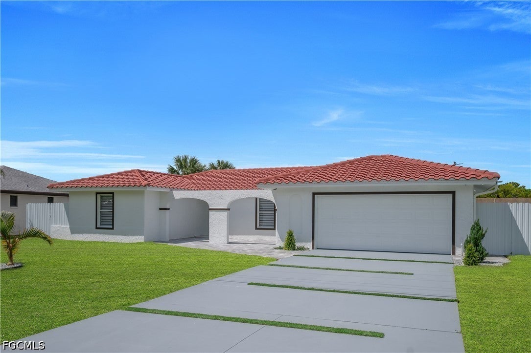 2505 Everest Pkwy, Cape Coral, FL 33904 photo