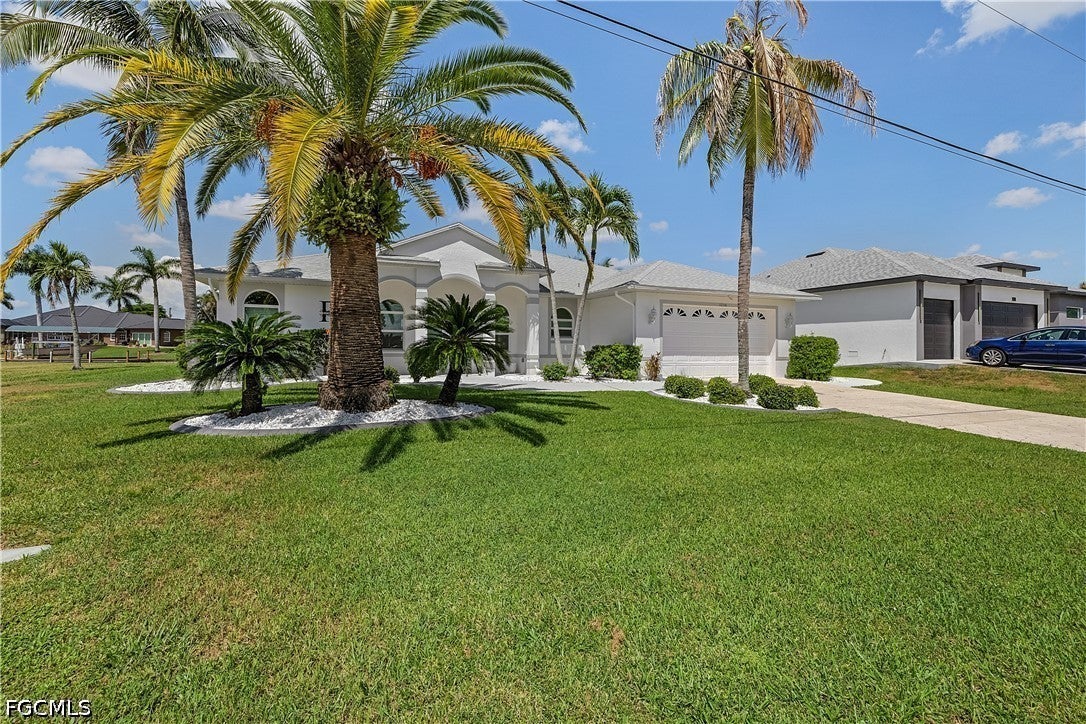1210 SE 21 Ave, Cape Coral, FL 33990 photo