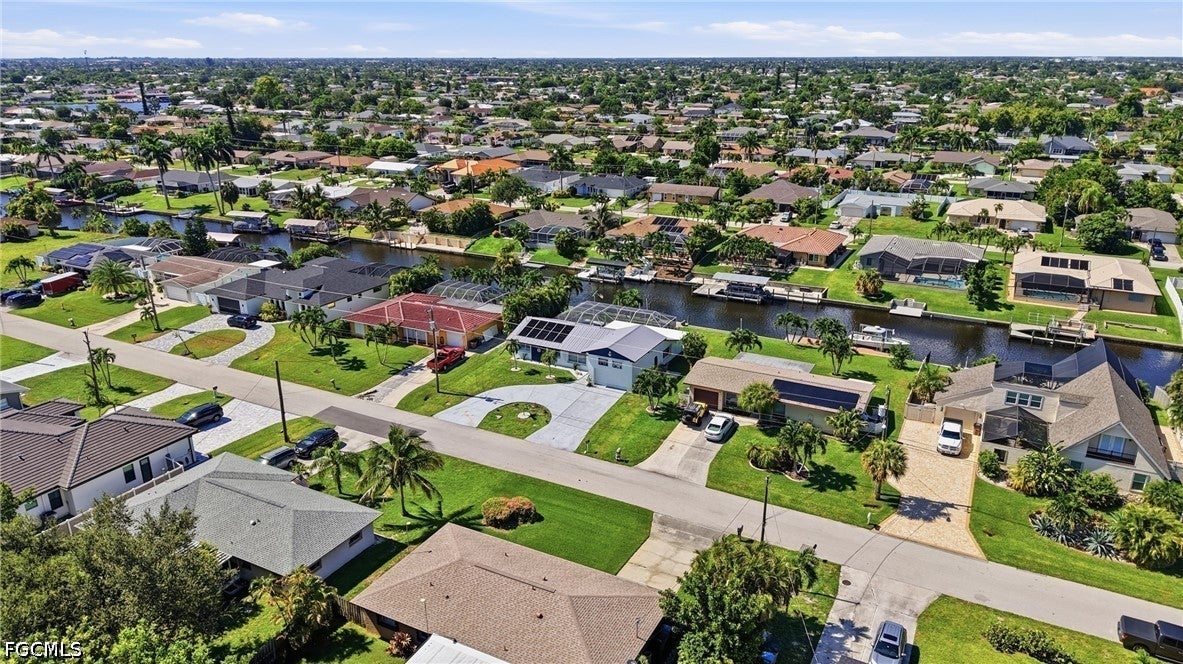 1421 SE 29 Terrace, Cape Coral, FL 33904 photo