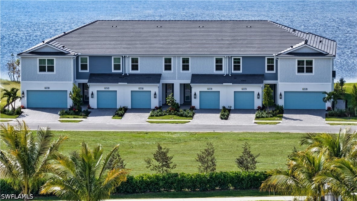 5034 Draco Cir, Naples, FL 34120