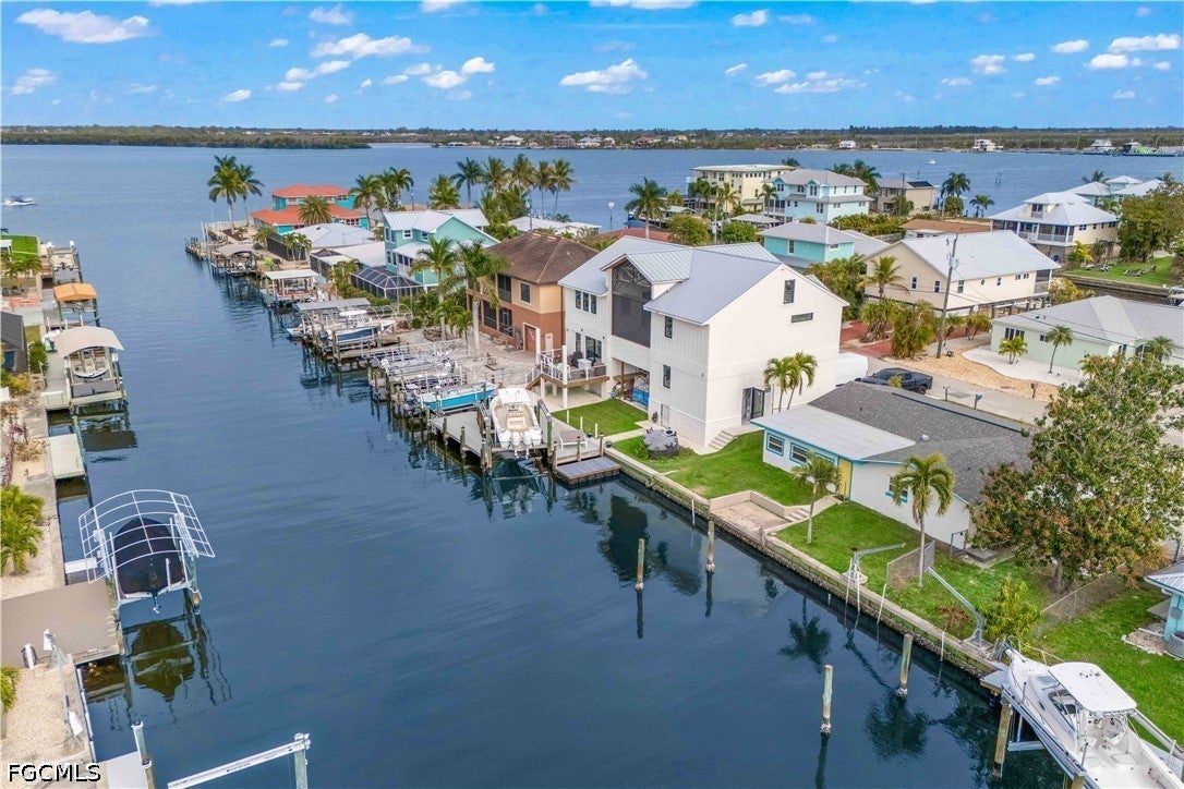 2742 Bruce St, Matlacha, FL 33993 photo