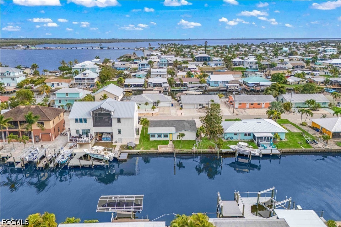 2742 Bruce St, Matlacha, FL 33993 photo