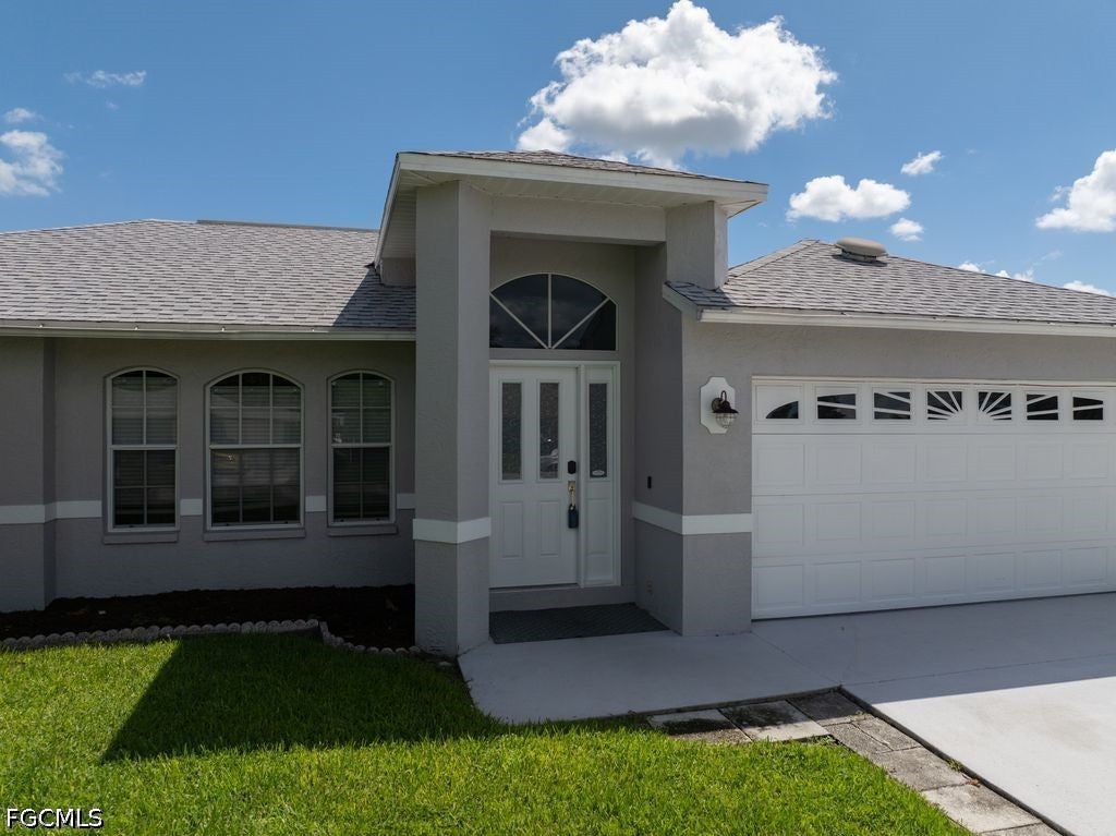 19005 Tampa Rd, Fort Myers, FL 33967 photo