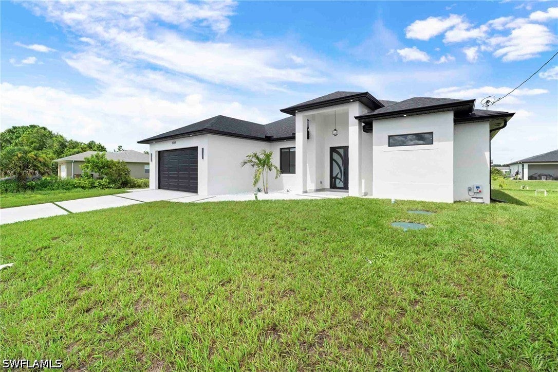 3724 7 St, Lehigh Acres, FL 33976 photo