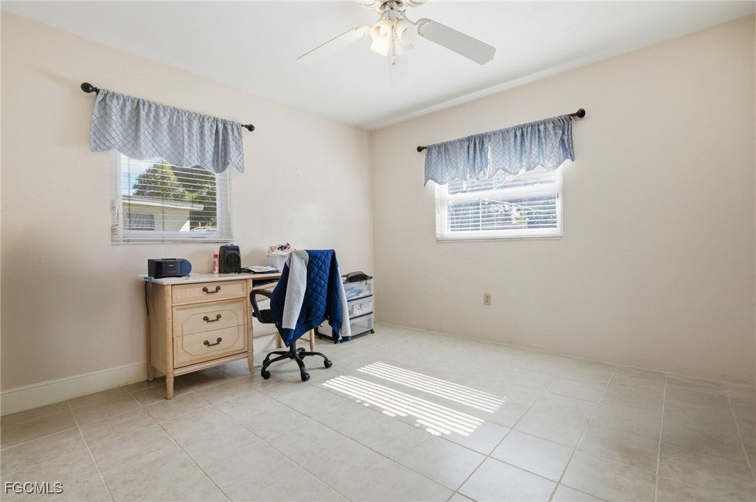 2431 Hunter Terrace, Fort Myers, FL 33901 photo