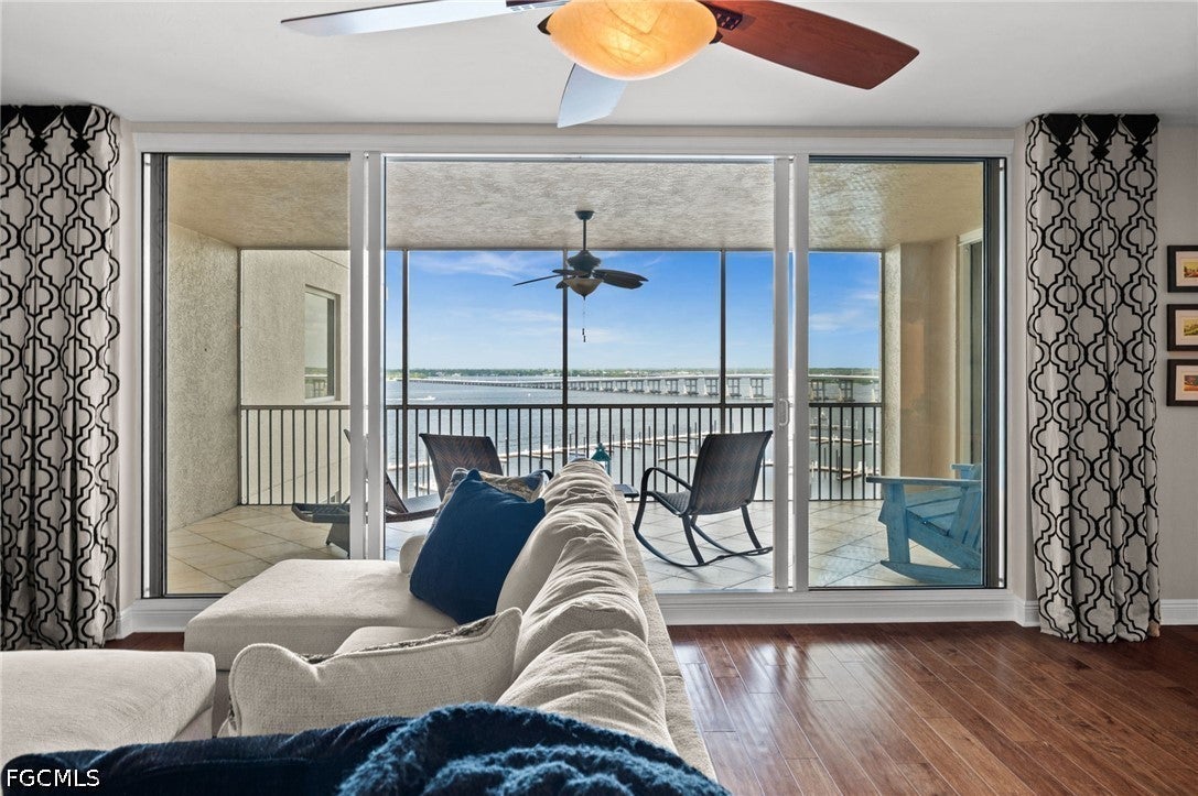 2090 W 1 St #G 807, Fort Myers, FL 33901 photo