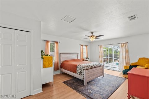 Single Family Residence in Cape Coral FL 2823 NW 42nd Place.jpg