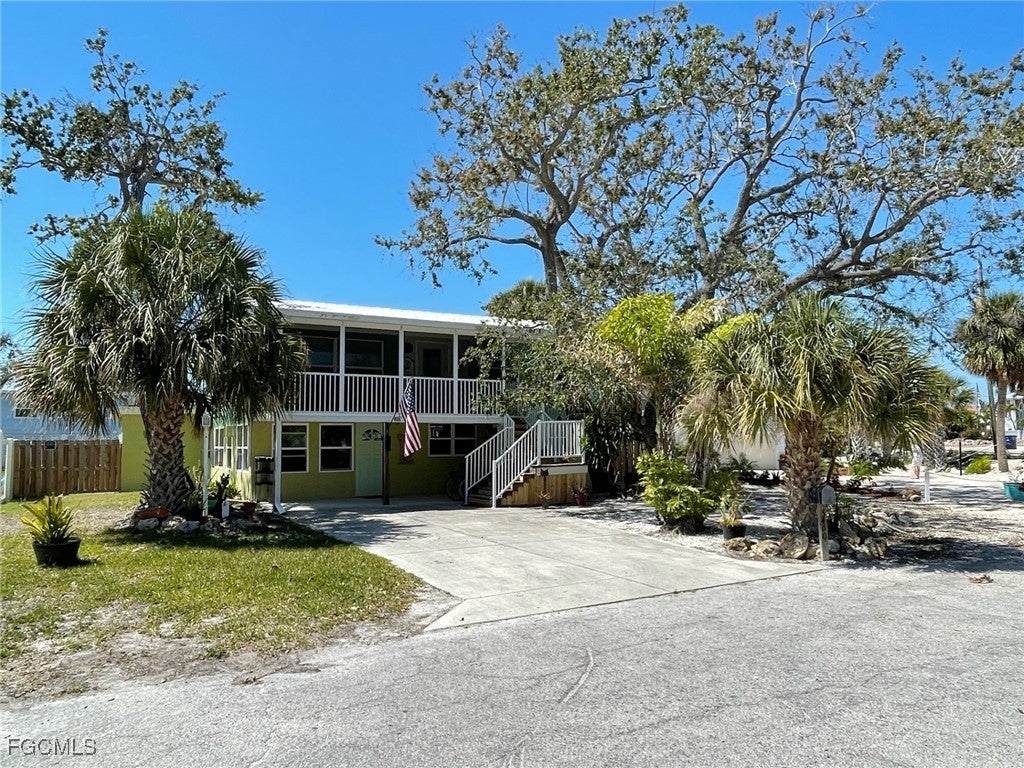 5460 Oak Ridge Ave, Fort Myers Beach, FL 33931 photo