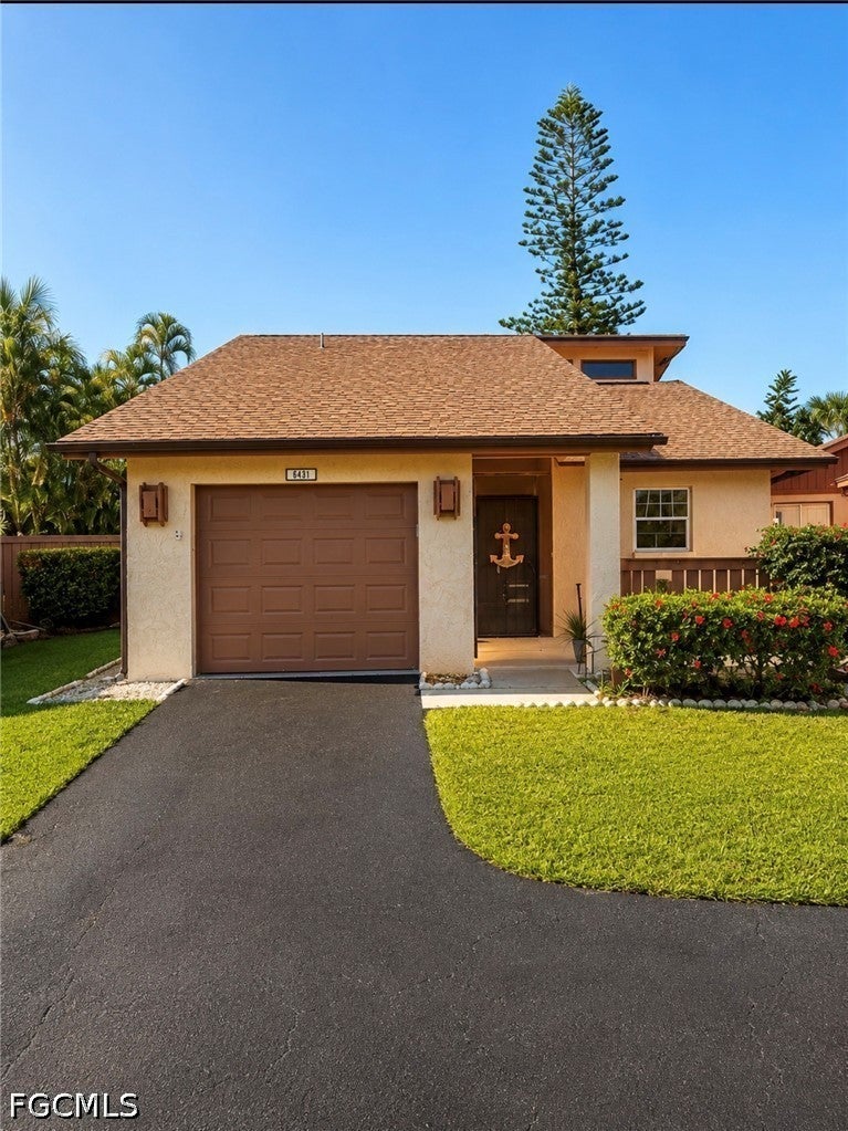 6491 Royal Woods Dr, Fort Myers, FL 33908 photo