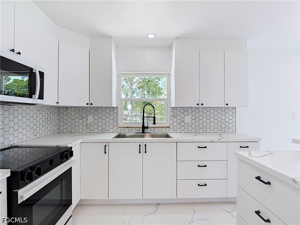 2137 Saint Croix Ave, Fort Myers, FL 33905 photo