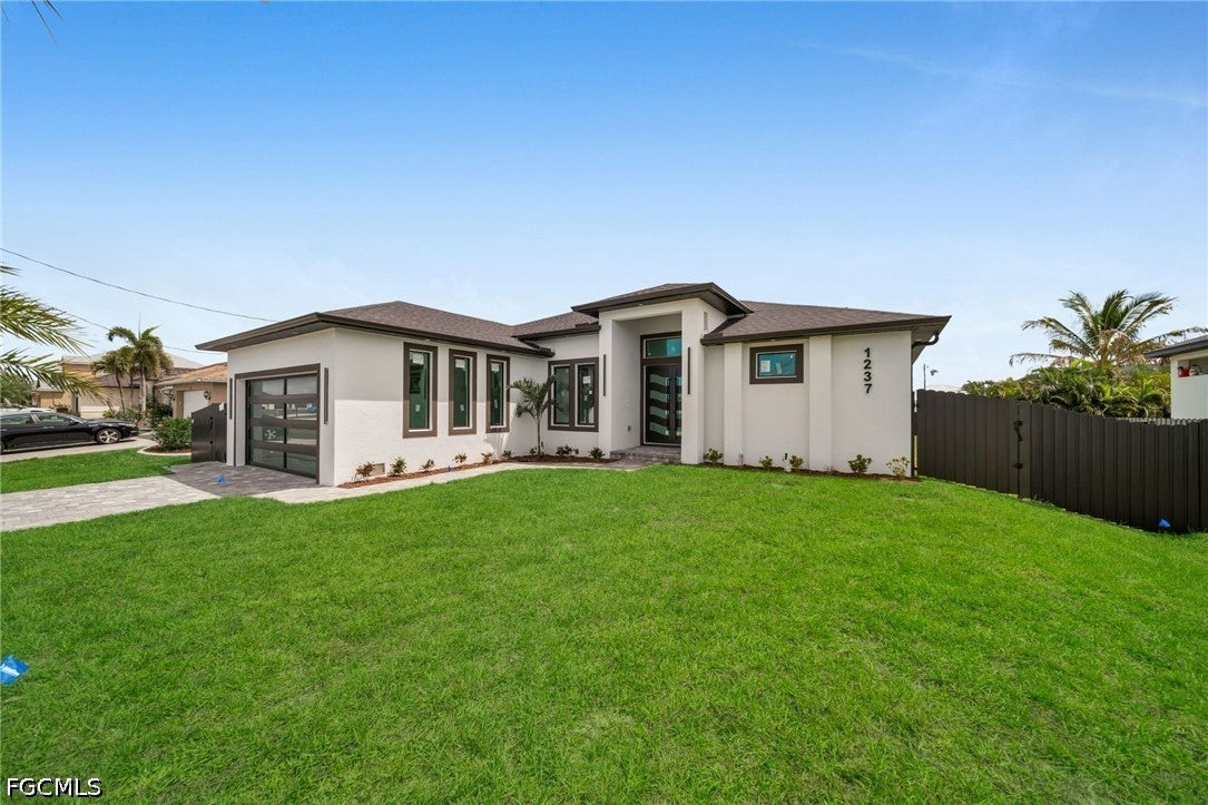 1237 NW 37 Ave, Cape Coral, FL 33993 photo