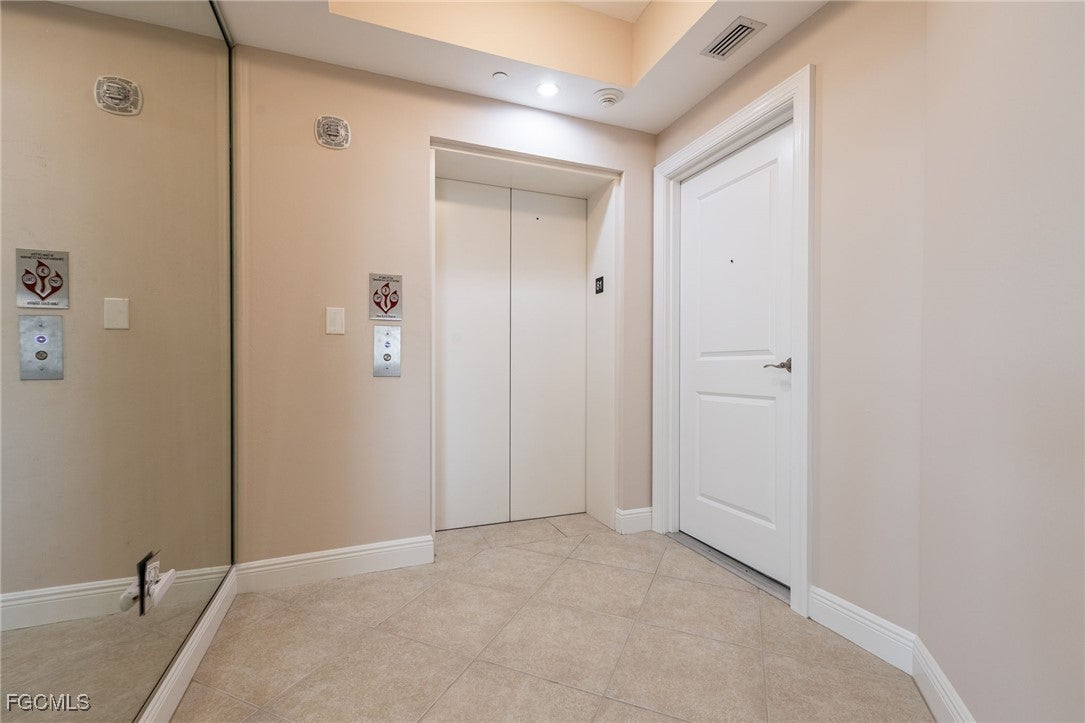 4192 Bay Beach Lane 881, Fort Myers Beach, FL 33931 photo