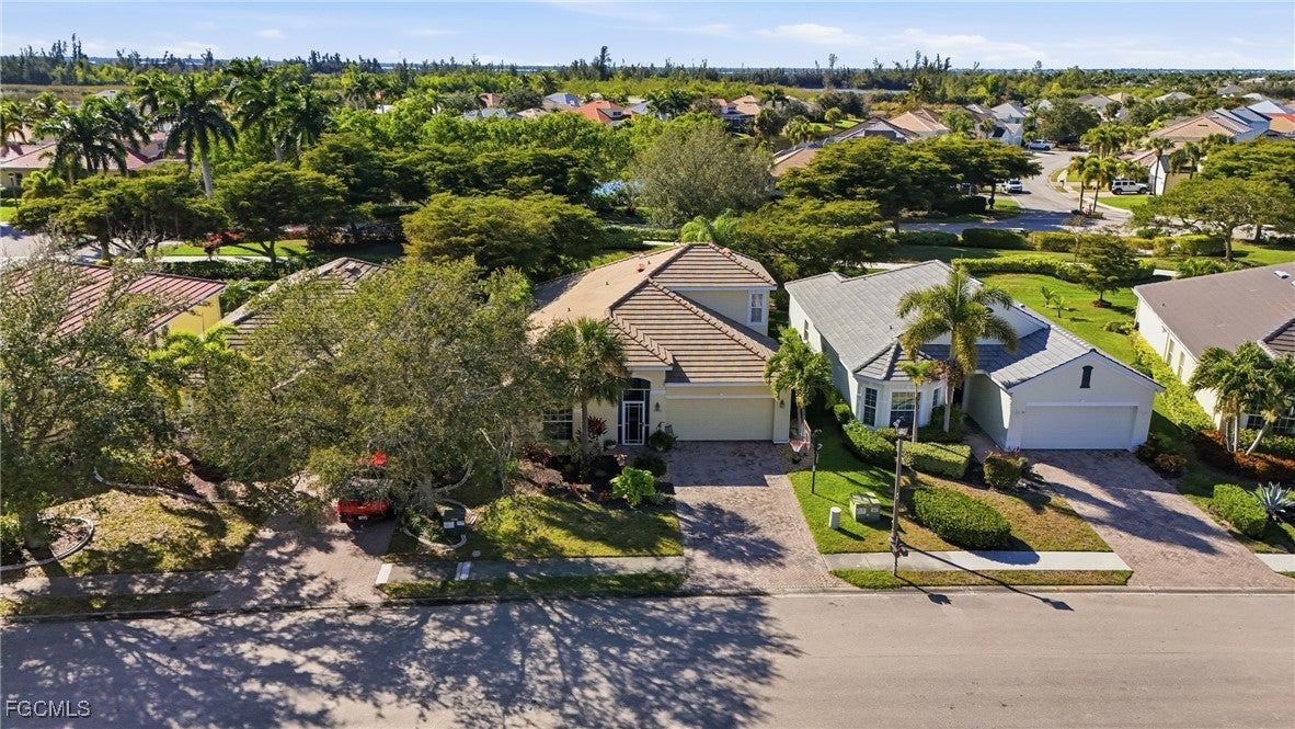 2452 Blackburn Cir, Cape Coral, FL 33991 photo