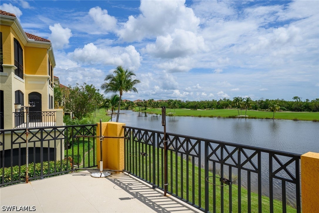 1418 Borghese Ln, Naples, FL 34114