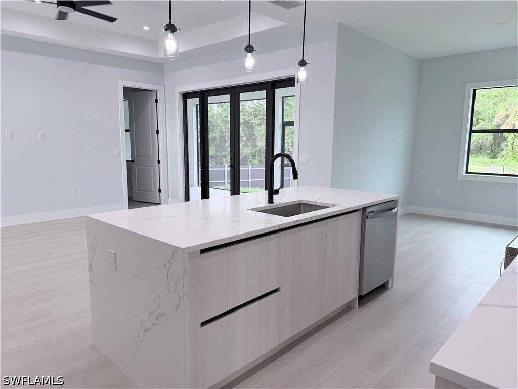 472 12 St, Naples, FL 34120 photo
