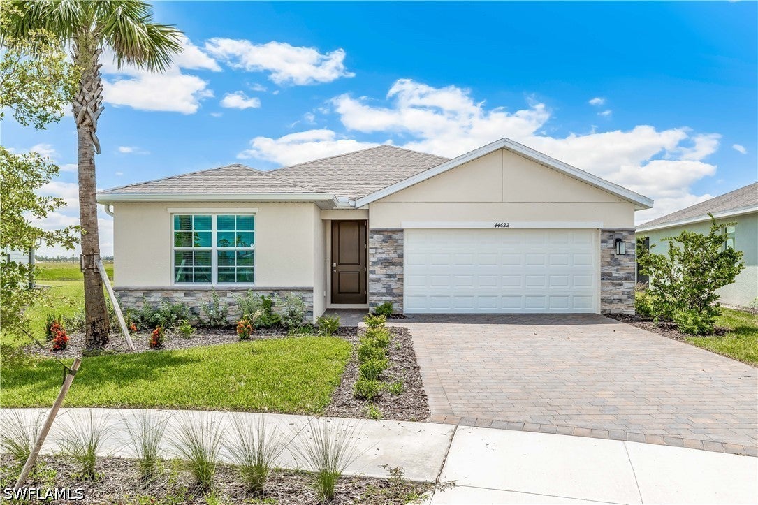 17755 Shade Tree Loop, Punta Gorda, FL 33982