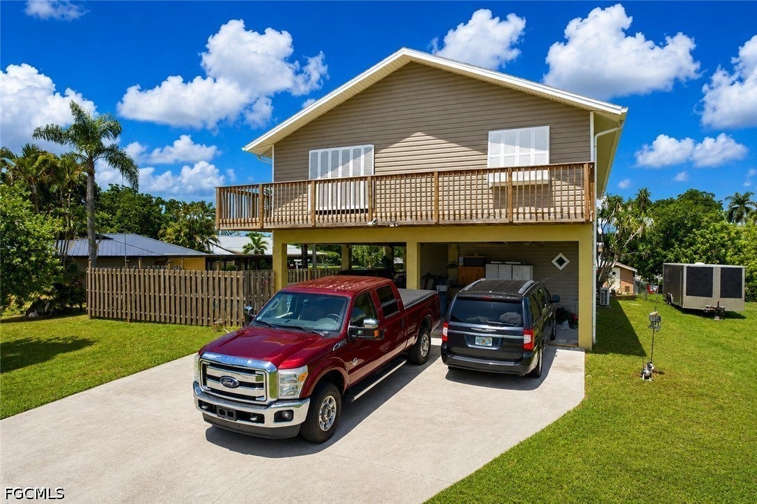 13442 Caribbean Blvd, Fort Myers, FL 33905 photo
