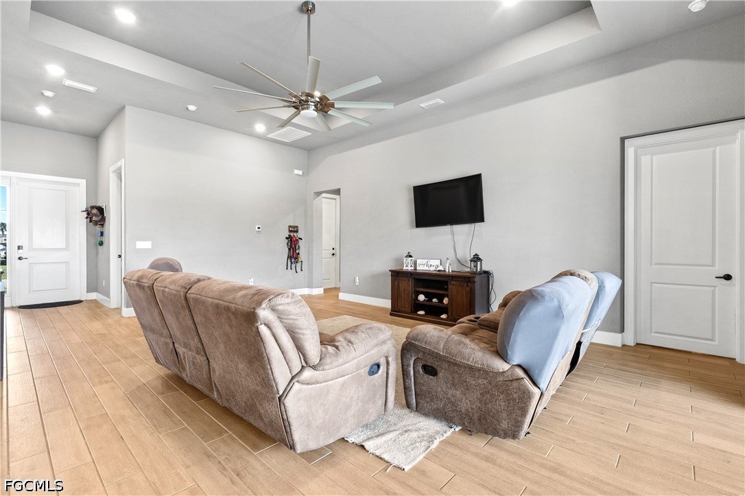 1233 NW 18 St, Cape Coral, FL 33993 photo