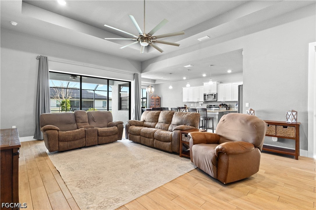 1233 NW 18 St, Cape Coral, FL 33993 photo