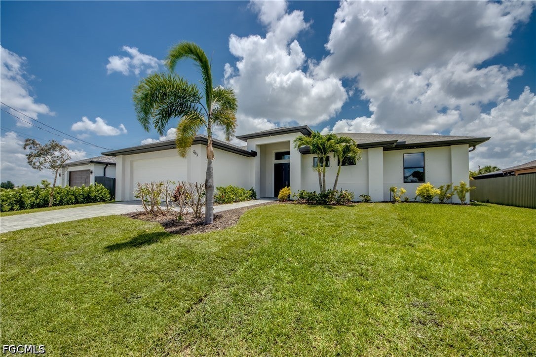 203 SW 14 Ave, Cape Coral, FL 33991 photo